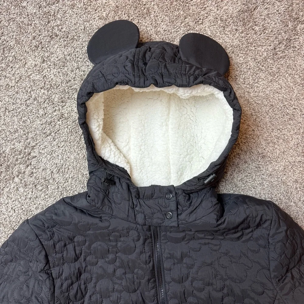 Disney Parks Women’s Mickey Mouse Ears Black Quilted Jacket Sherpa Lining Size L - Picture 12 of 13